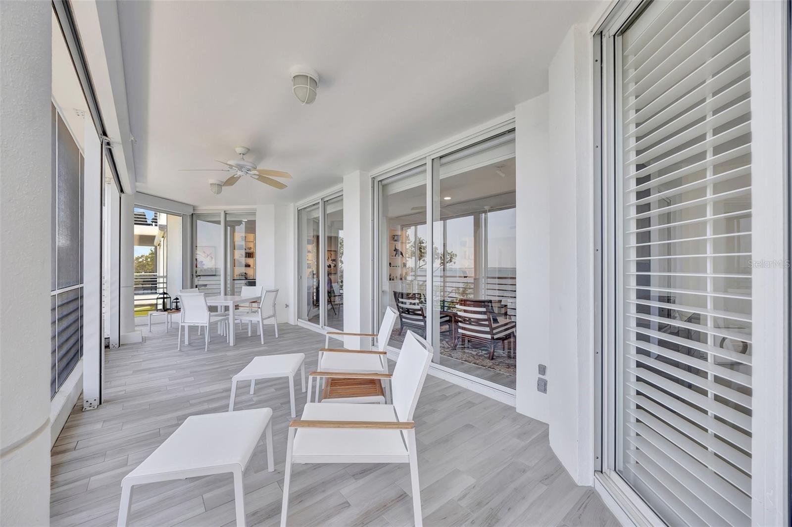 2450 HARBOURSIDE DR #233, LONGBOAT KEY, FL, 34228