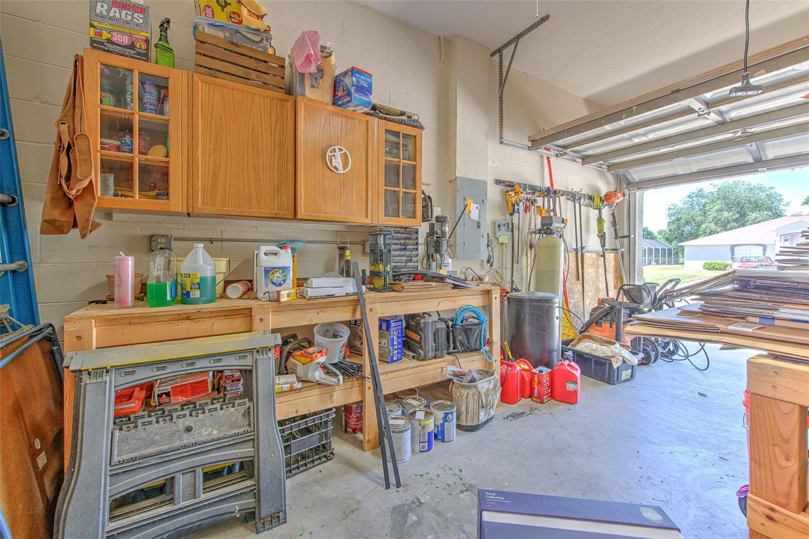 2113 GOLF MANOR BLVD, VALRICO, FL, 33596