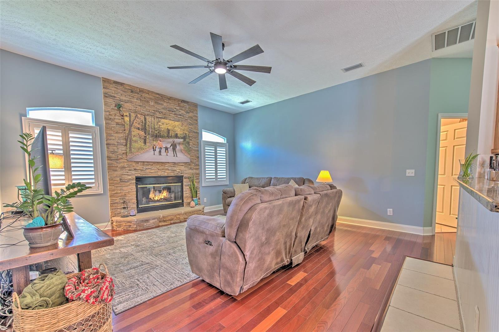 2113 GOLF MANOR BLVD, VALRICO, FL, 33596