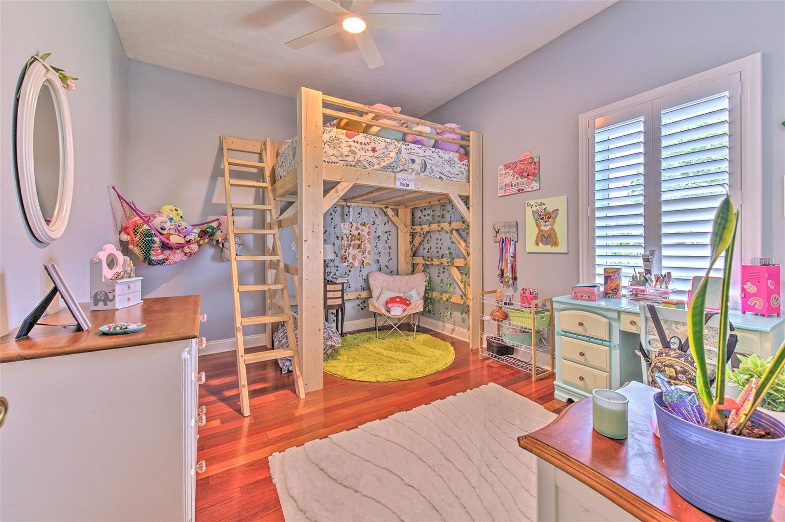 2113 GOLF MANOR BLVD, VALRICO, FL, 33596