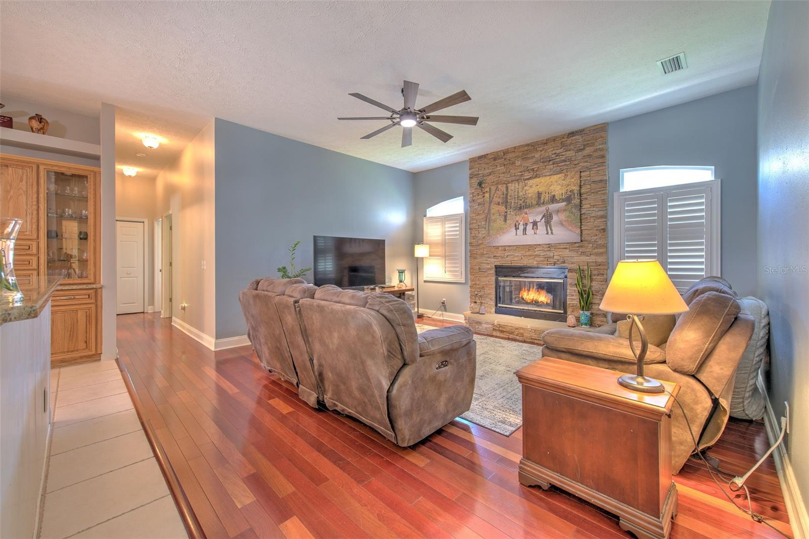 2113 GOLF MANOR BLVD, VALRICO, FL, 33596