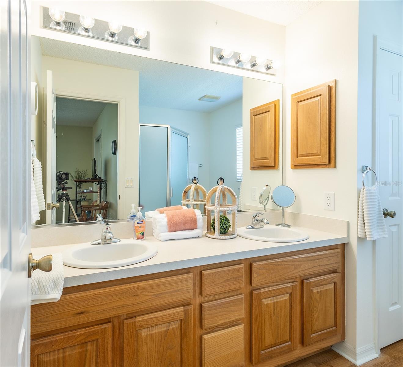 1806 ESTAFANA WAY, THE VILLAGES, FL, 32159