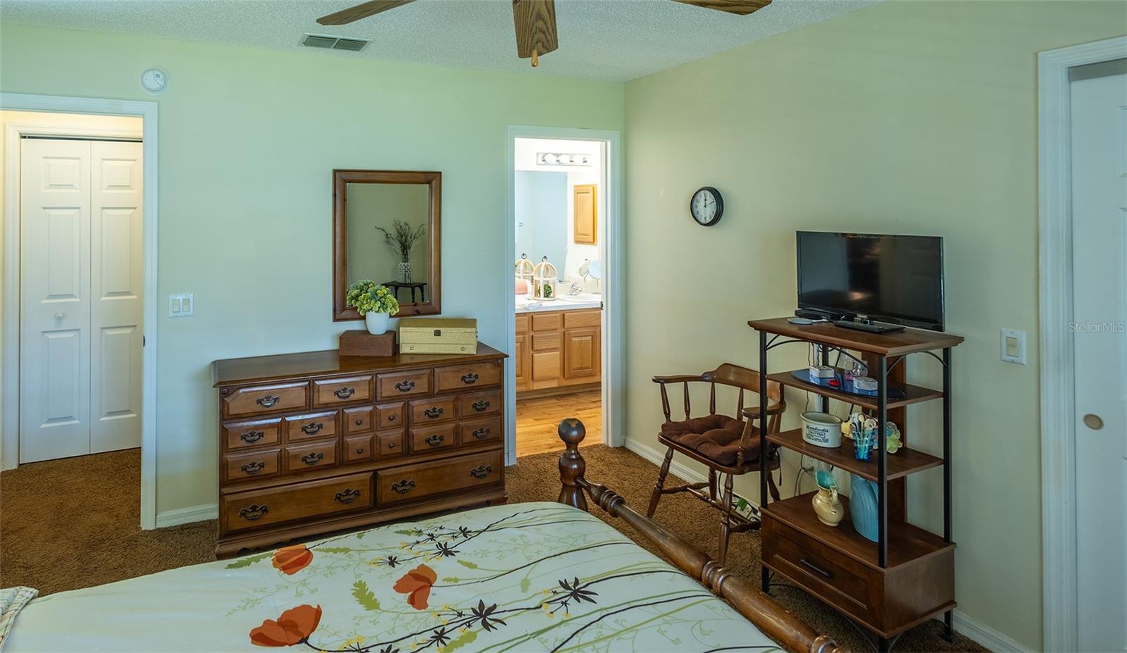 1806 ESTAFANA WAY, THE VILLAGES, FL, 32159