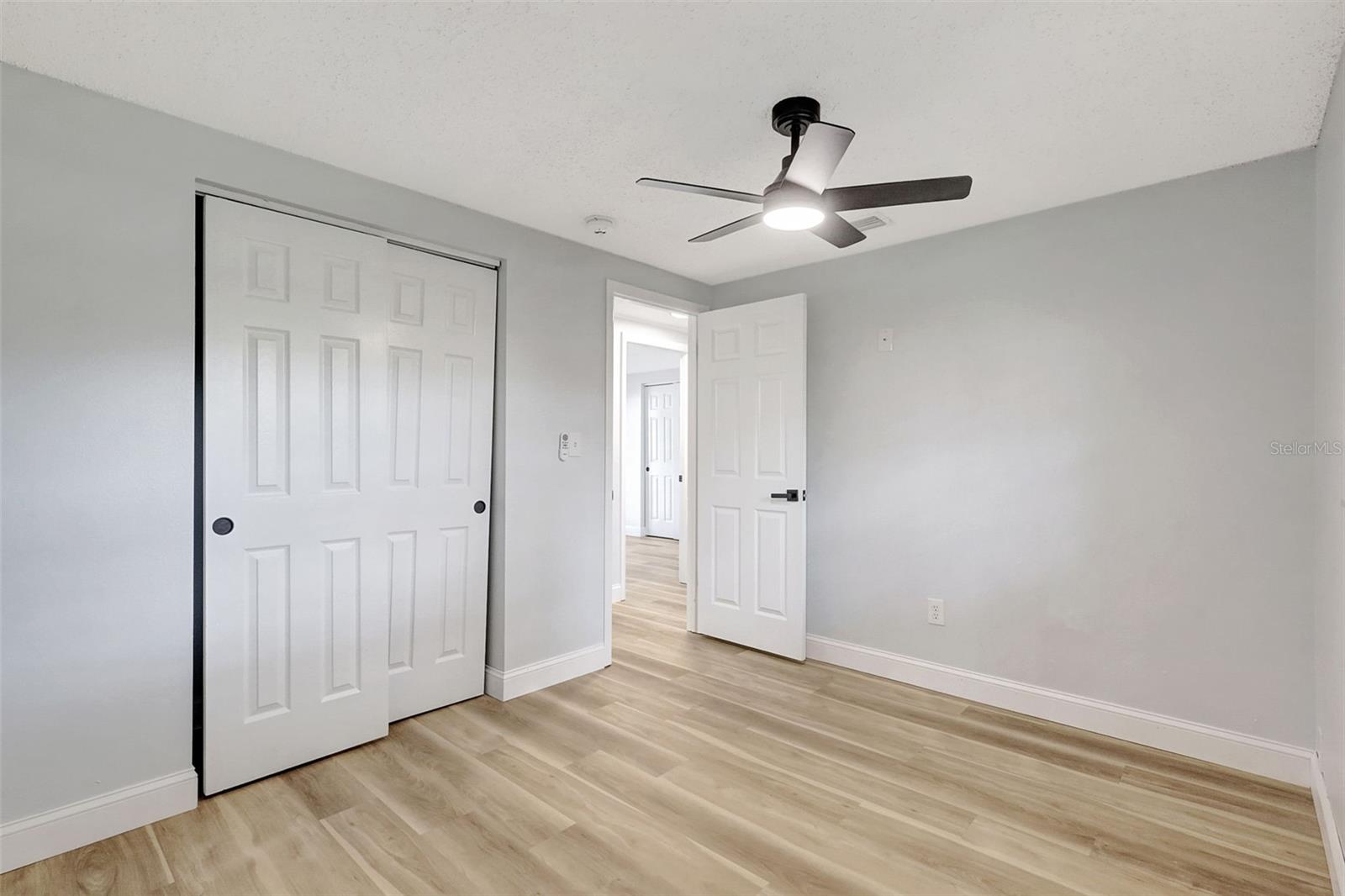 1024 APPLEWOOD DR, CLEARWATER, FL, 33759