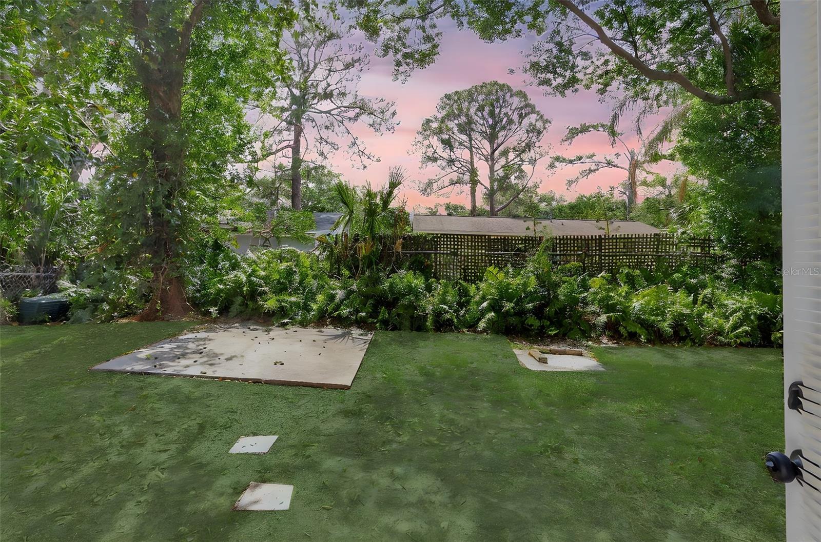 1024 APPLEWOOD DR, CLEARWATER, FL, 33759