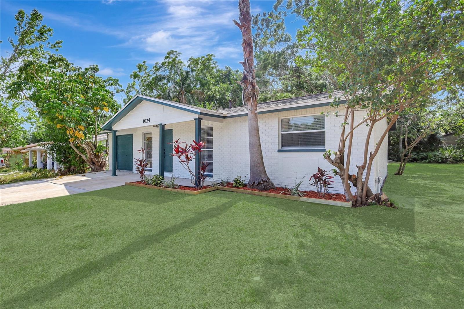 1024 APPLEWOOD DR, CLEARWATER, FL, 33759