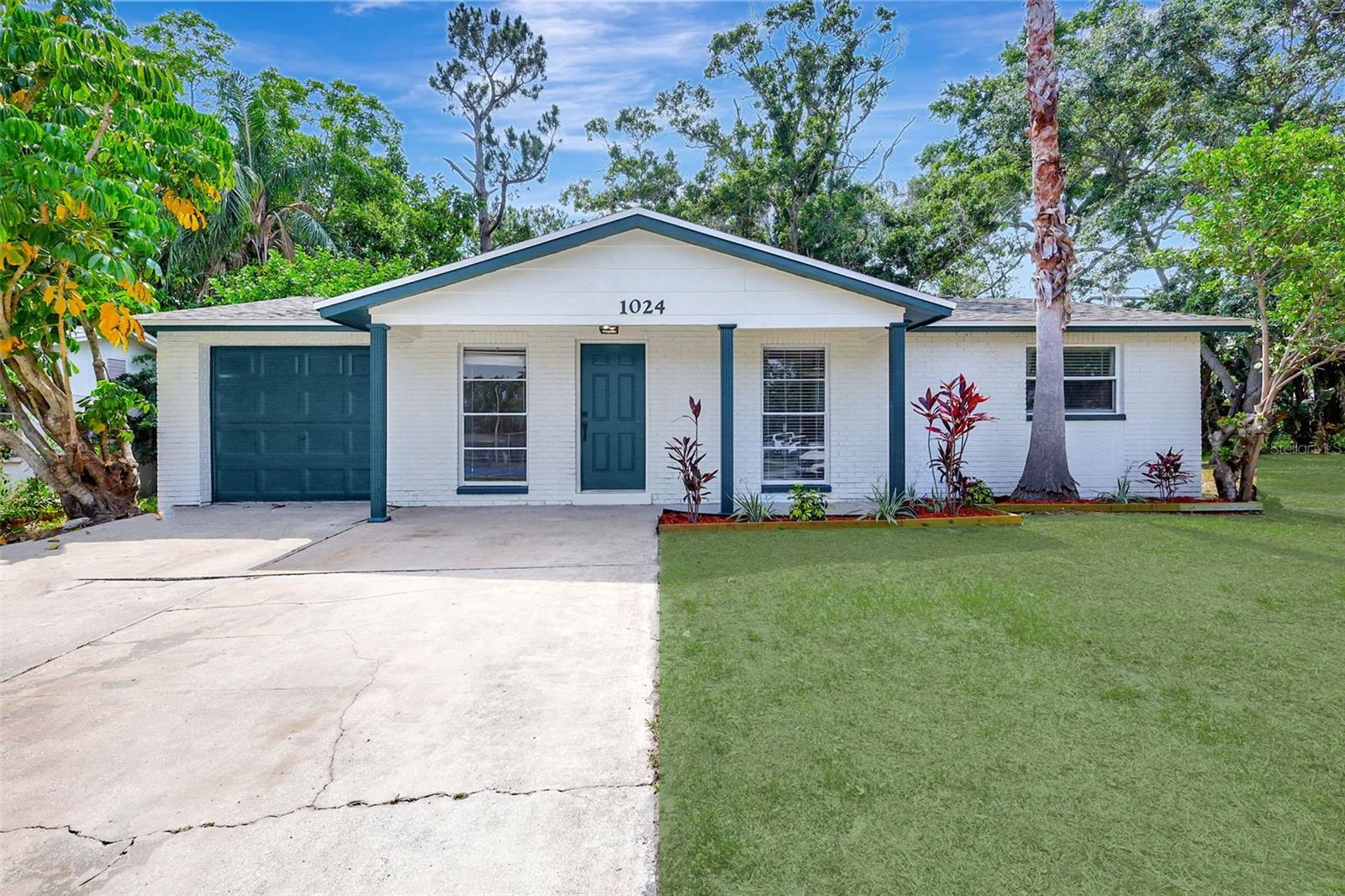 1024 APPLEWOOD DR, CLEARWATER, FL, 33759