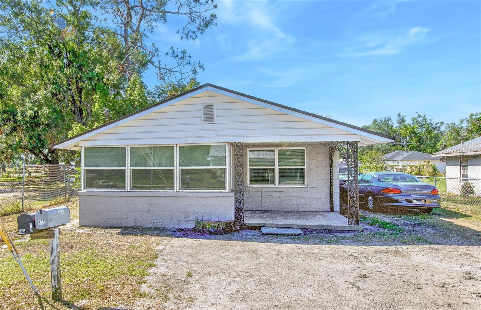 905 W BALL ST, PLANT CITY, FL, 33563