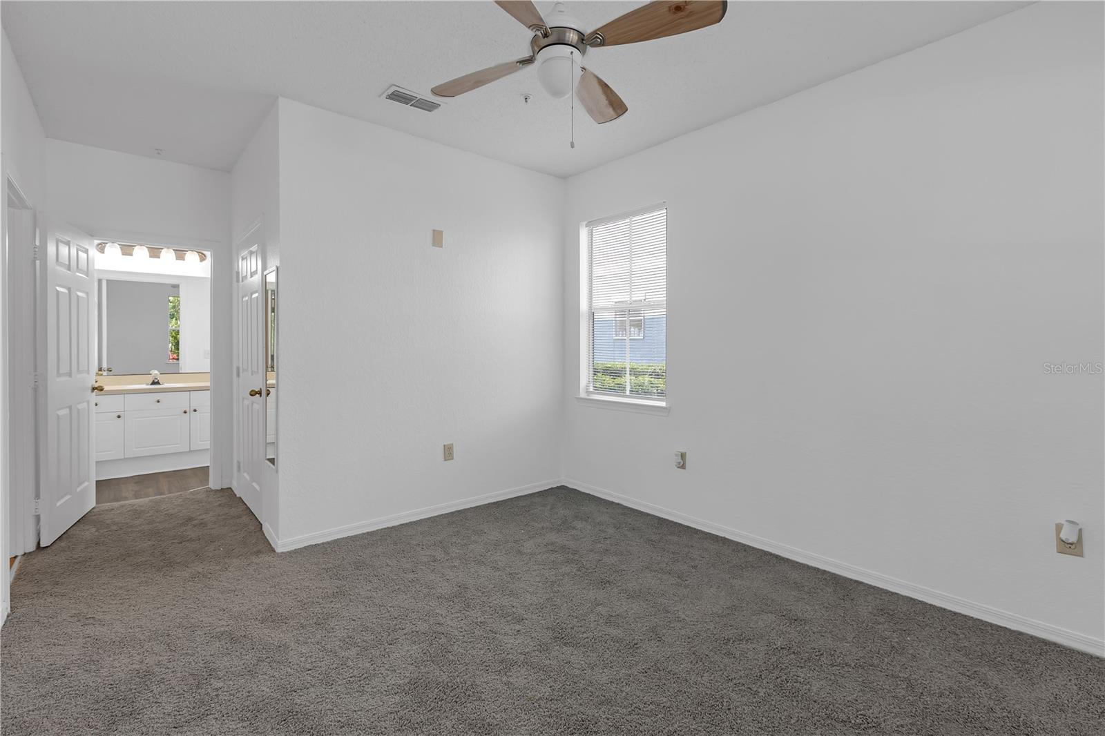 18001 RICHMOND PLACE DR #1017, TAMPA, FL, 33647