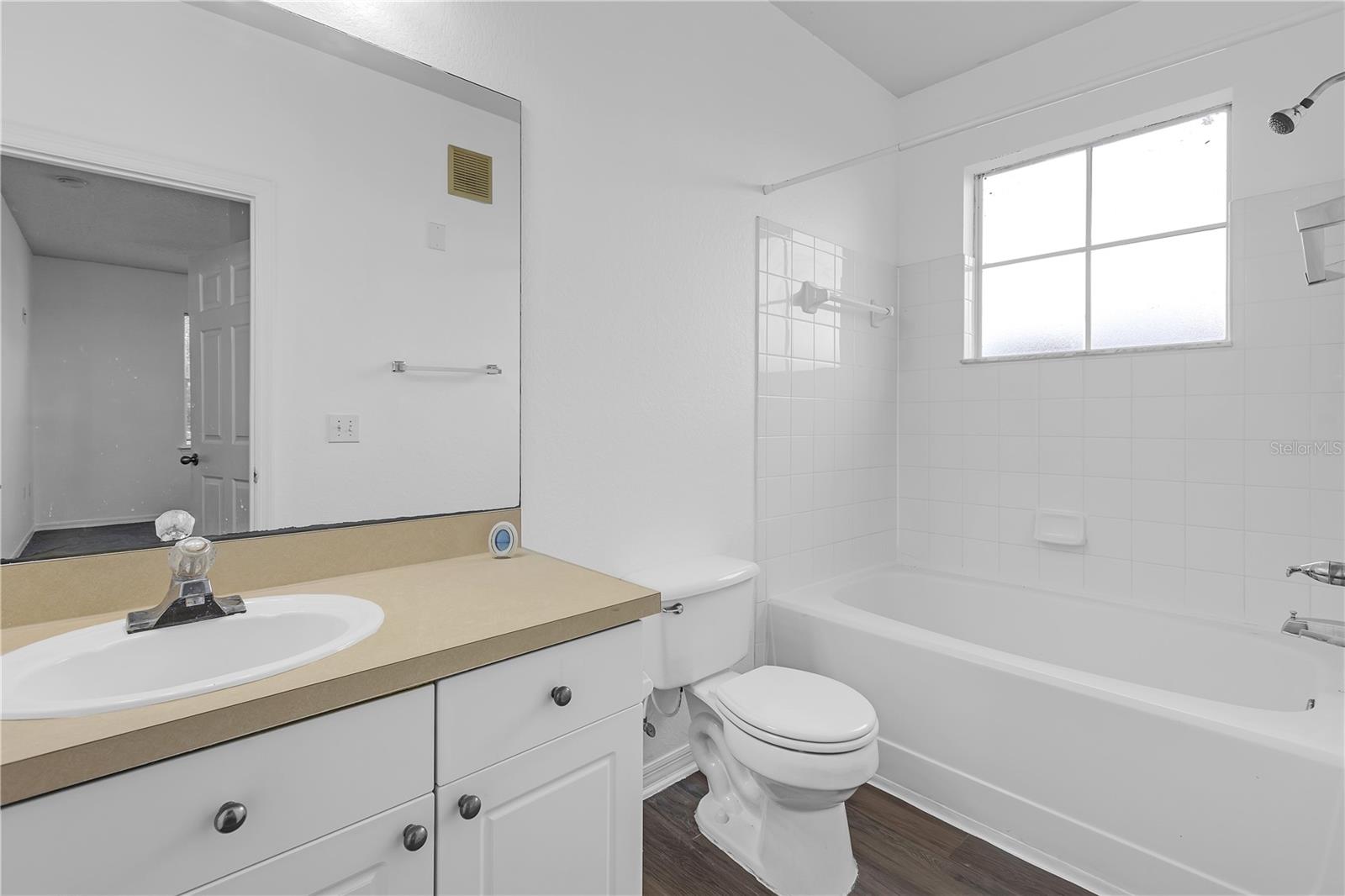 18001 RICHMOND PLACE DR #1017, TAMPA, FL, 33647