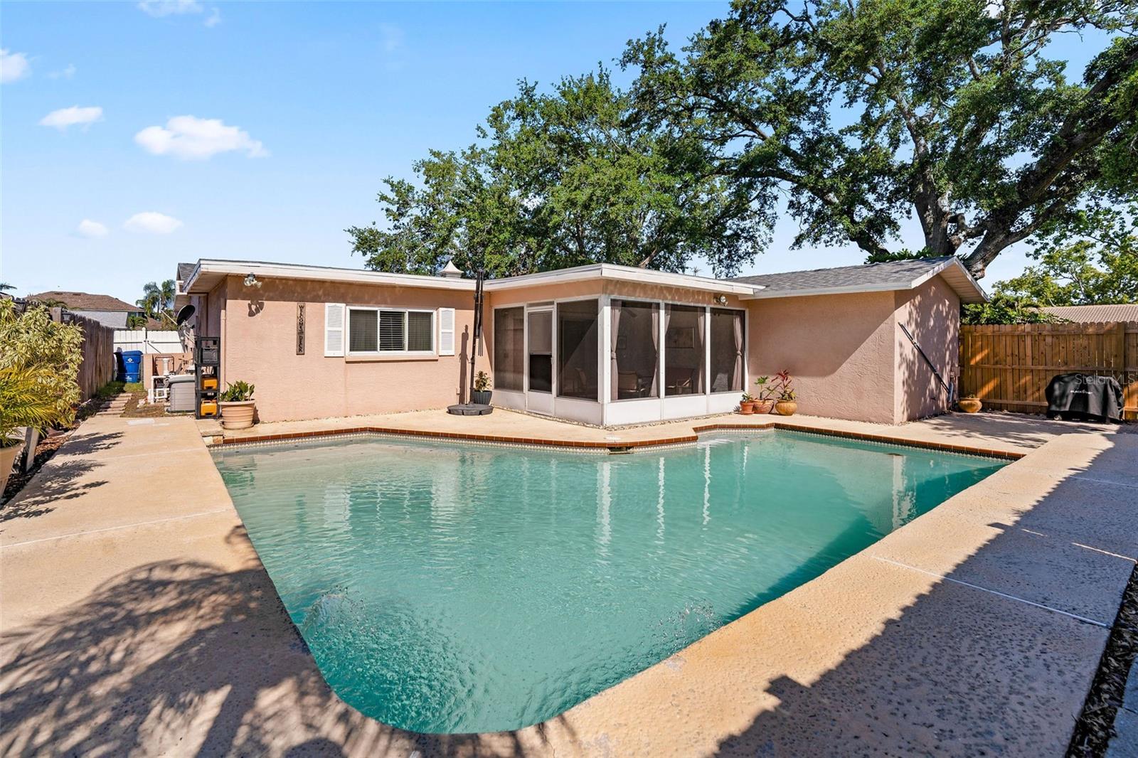 8763 MATTHEW ST, SEMINOLE, FL, 33772