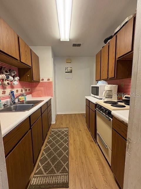 225 EVERGREEN DR, LAKE WALES, FL, 33898