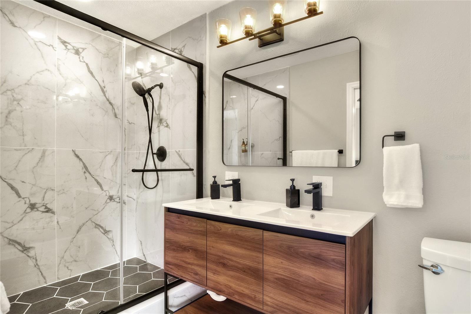 13032 CUMBERLAND DR, LARGO, FL, 33773