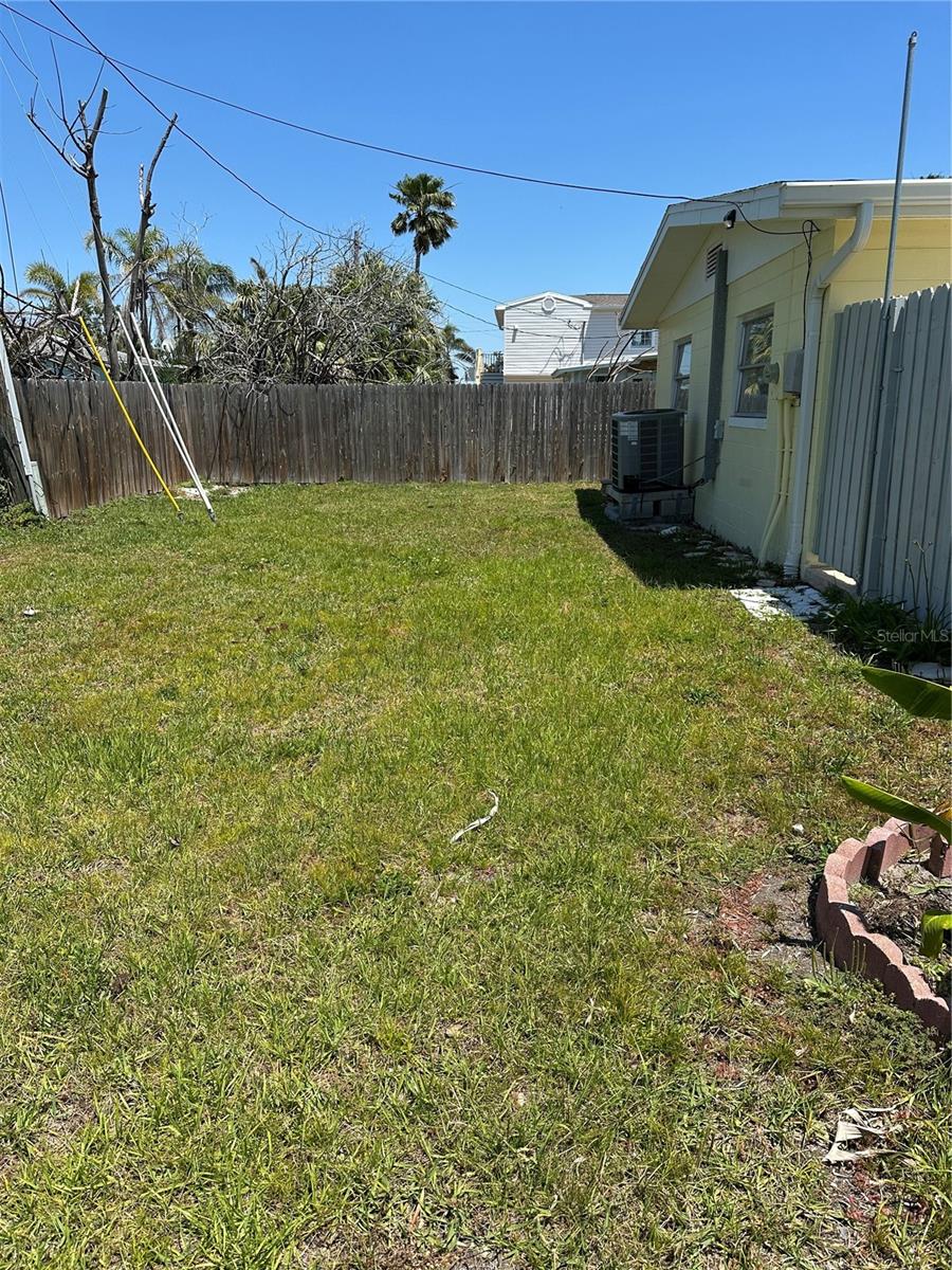 302 161ST AVE, REDINGTON BEACH, FL, 33708