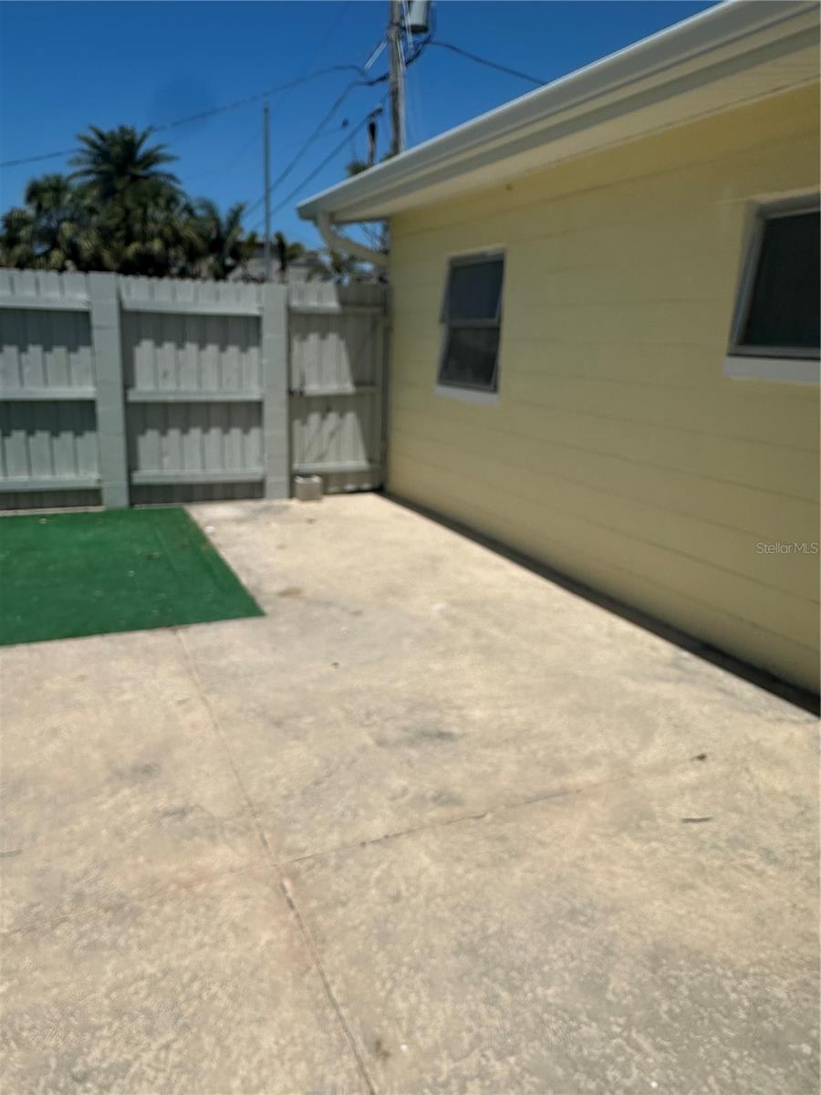 302 161ST AVE, REDINGTON BEACH, FL, 33708
