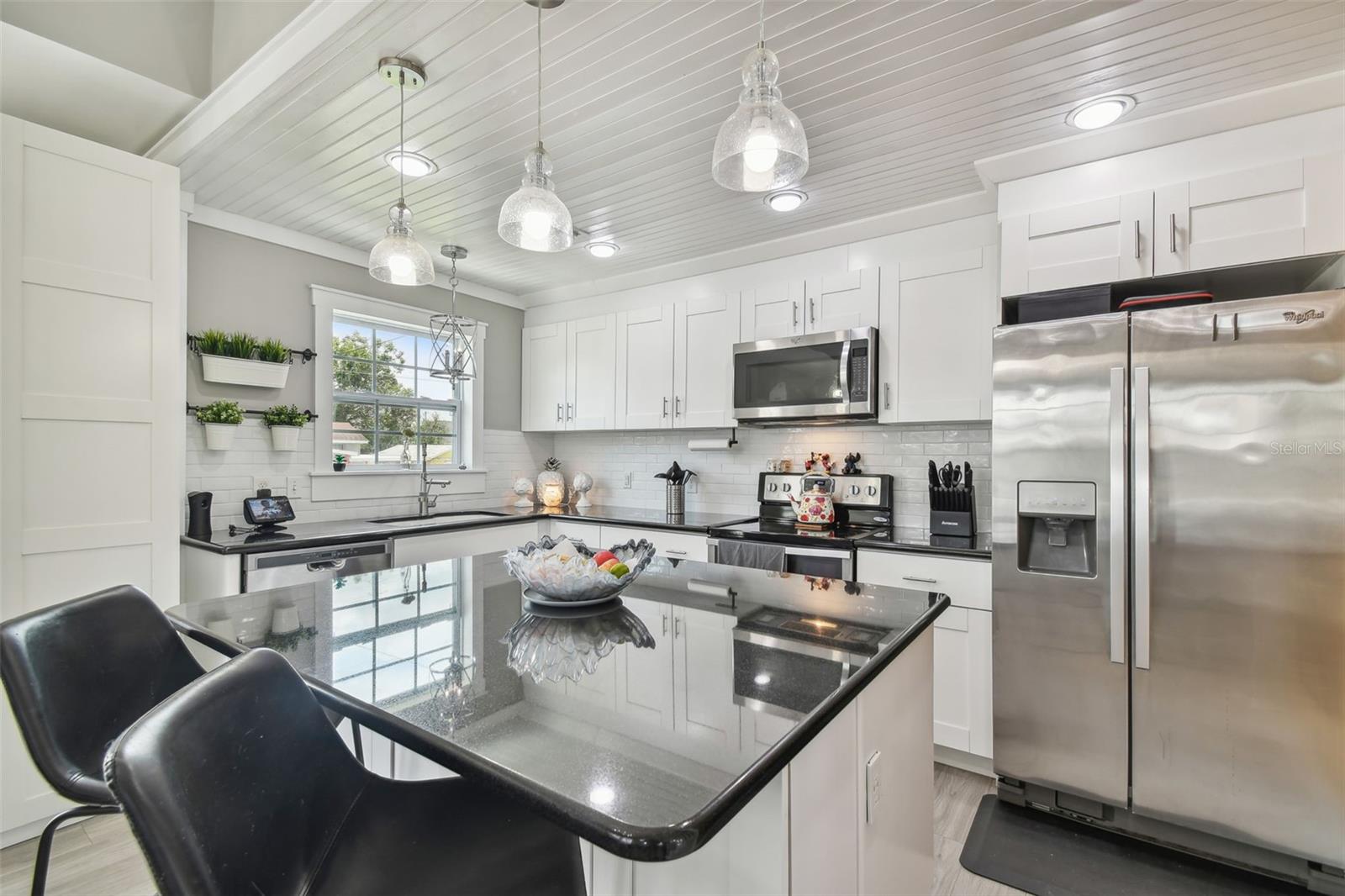 2704 W MAIN ST, TAMPA, FL, 33607