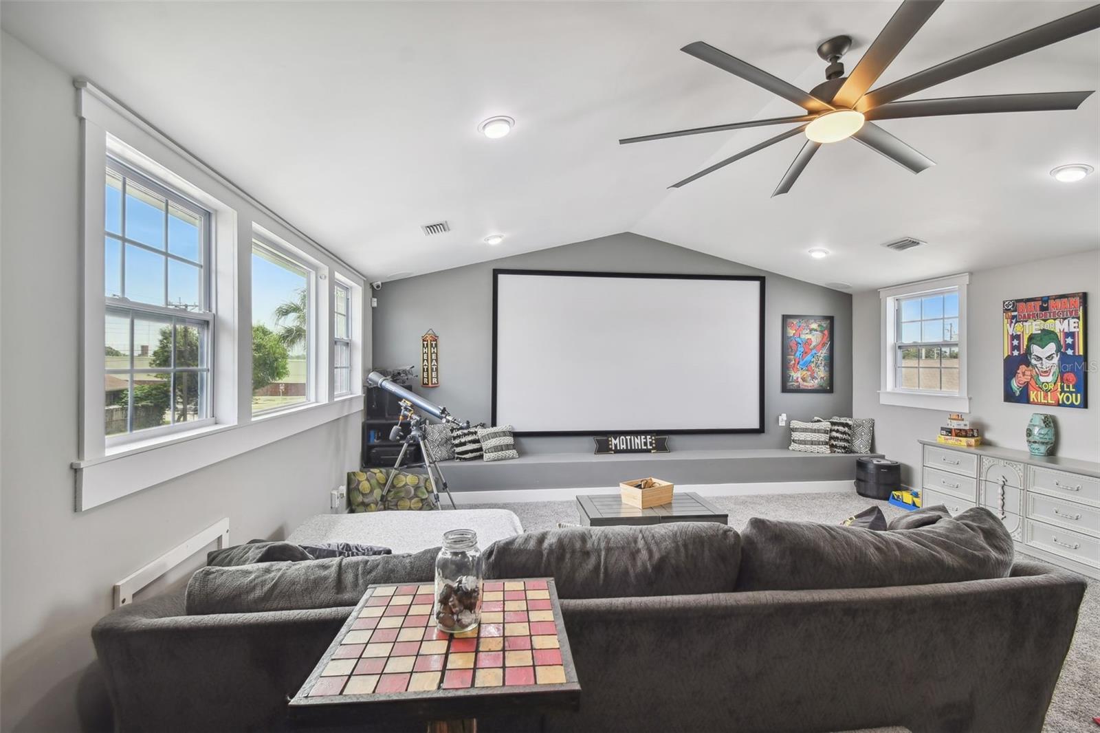 2704 W MAIN ST, TAMPA, FL, 33607