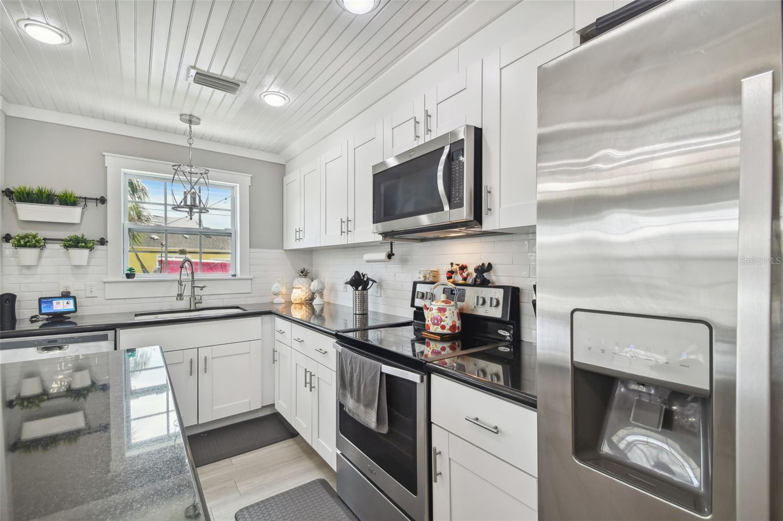 2704 W MAIN ST, TAMPA, FL, 33607