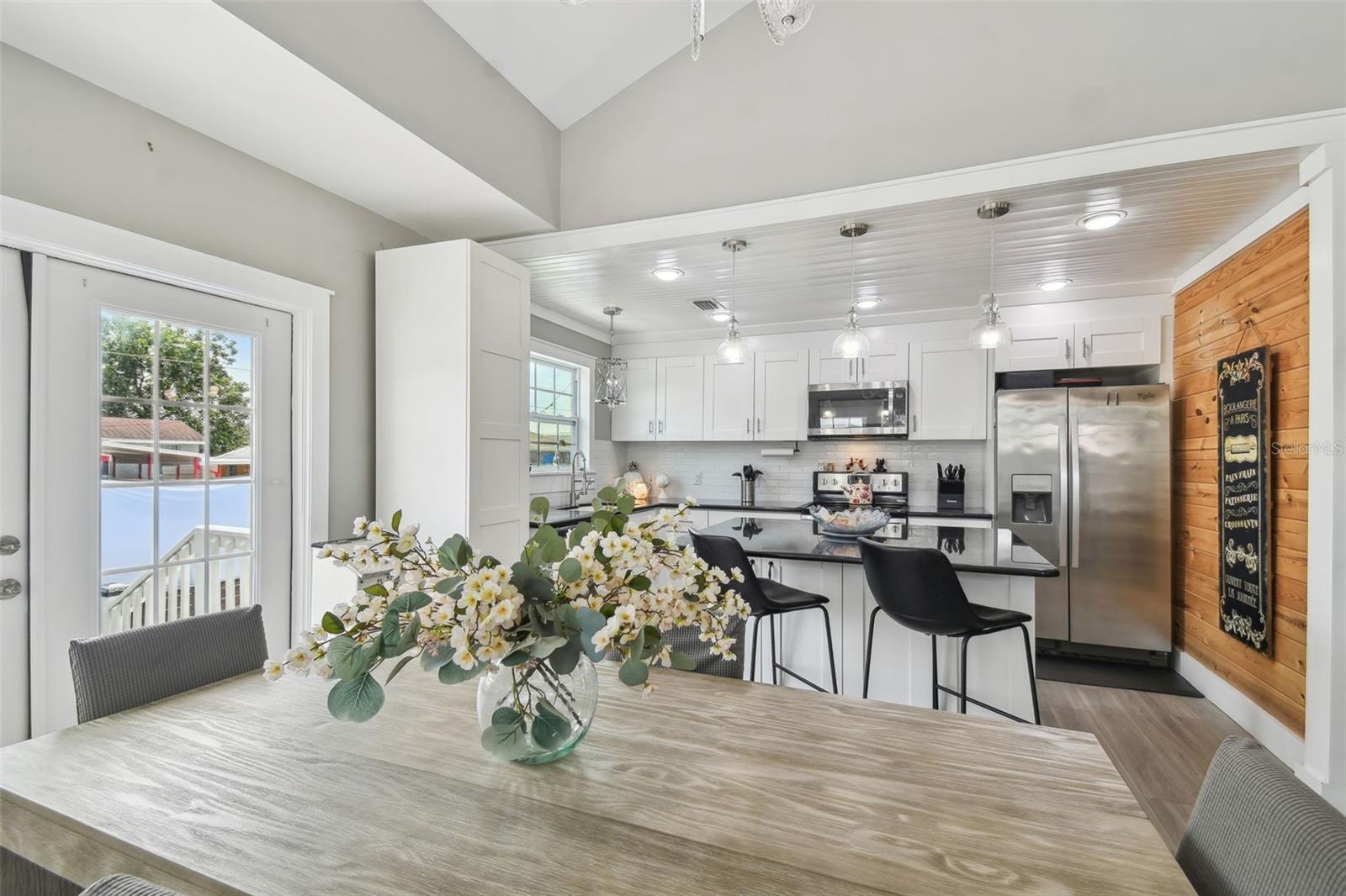 2704 W MAIN ST, TAMPA, FL, 33607