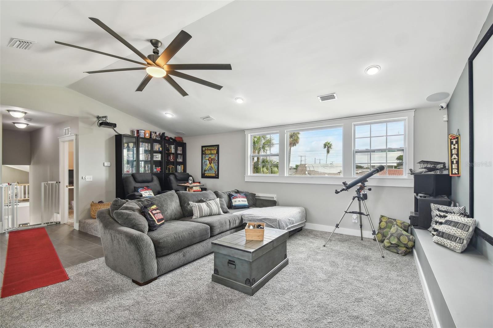 2704 W MAIN ST, TAMPA, FL, 33607