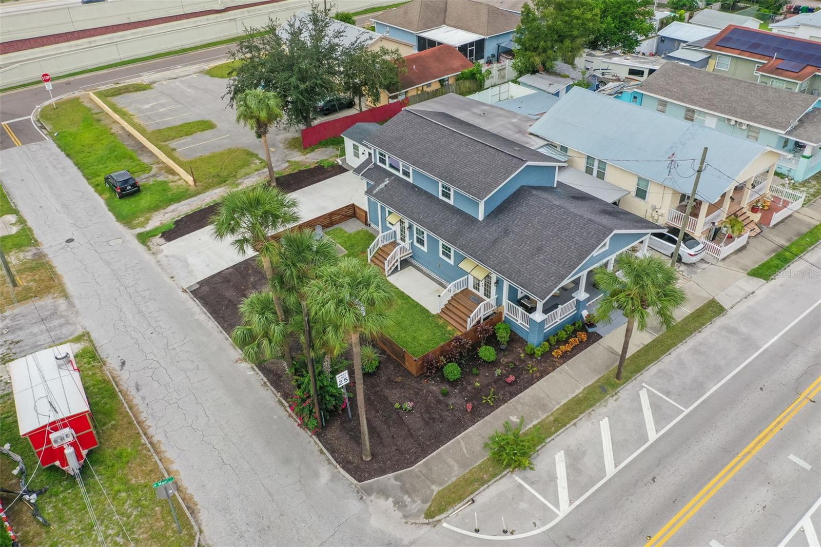 2704 W MAIN ST, TAMPA, FL, 33607