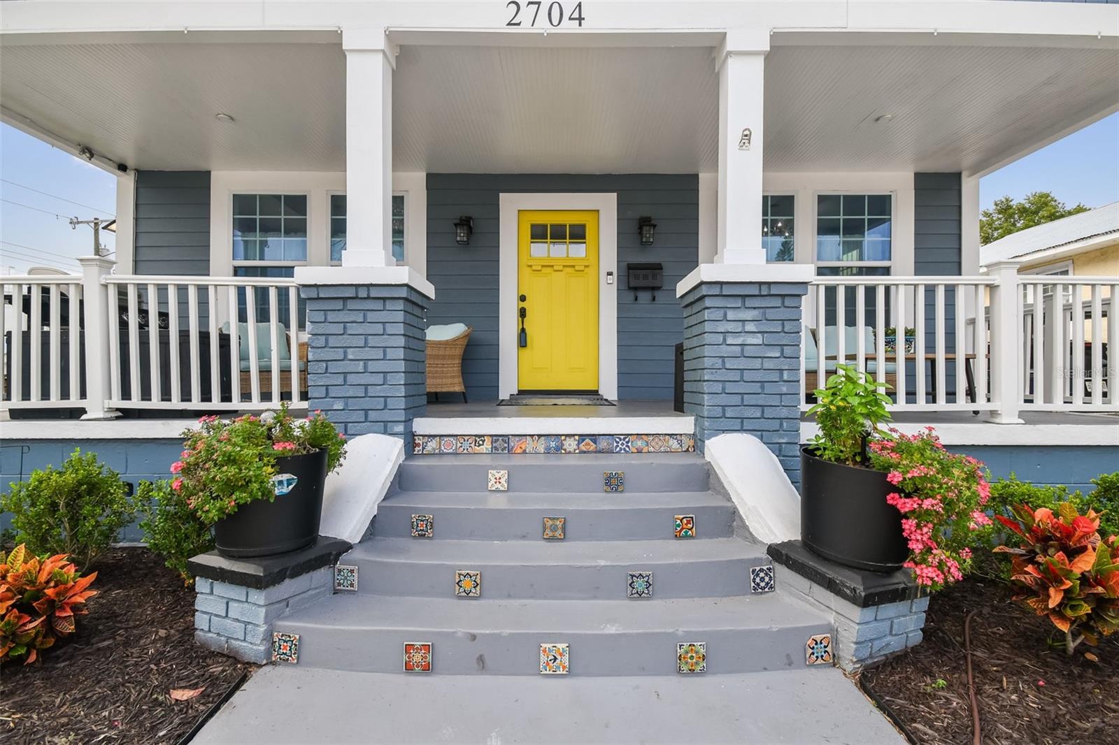 2704 W MAIN ST, TAMPA, FL, 33607