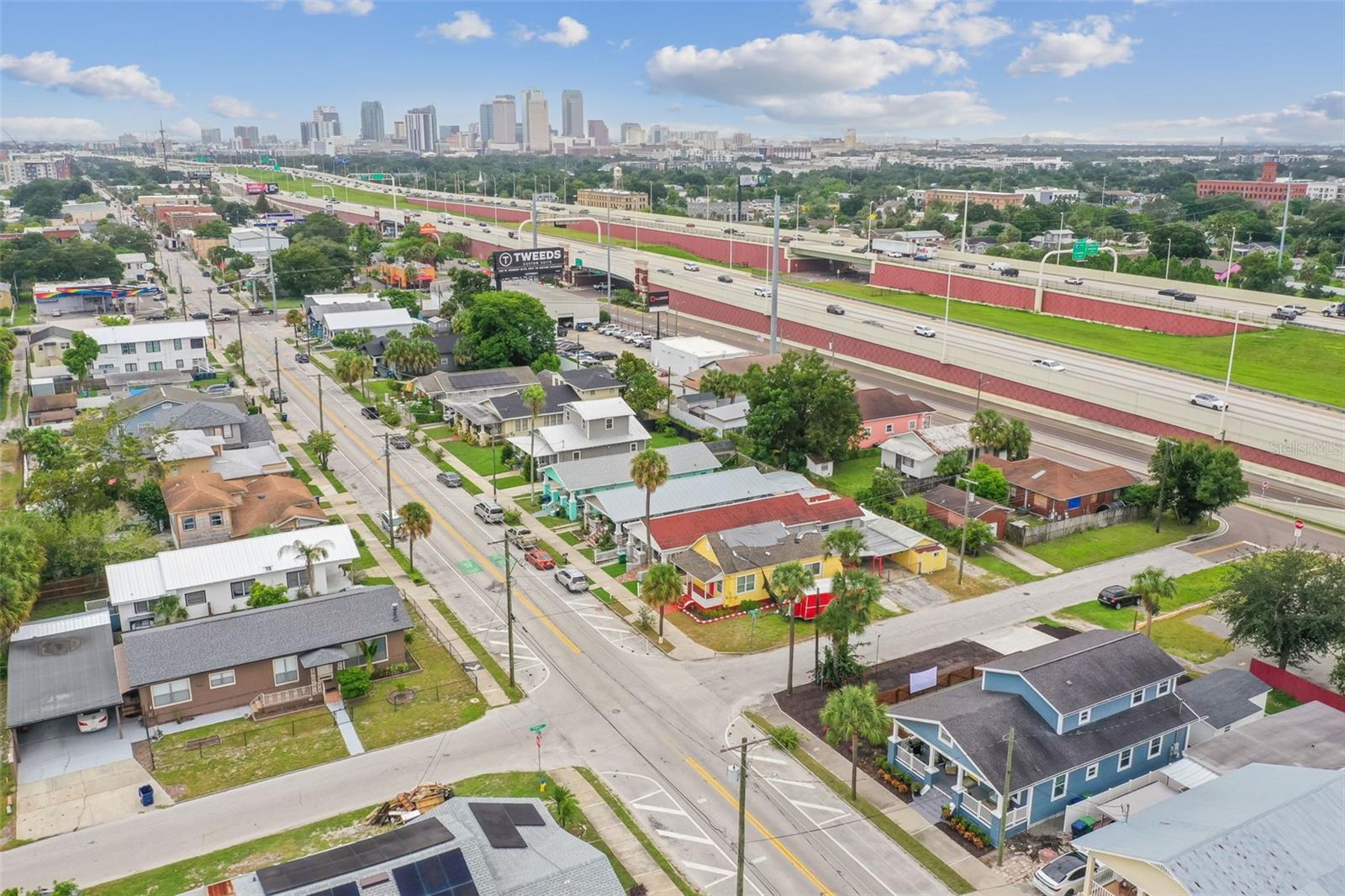 2704 W MAIN ST, TAMPA, FL, 33607