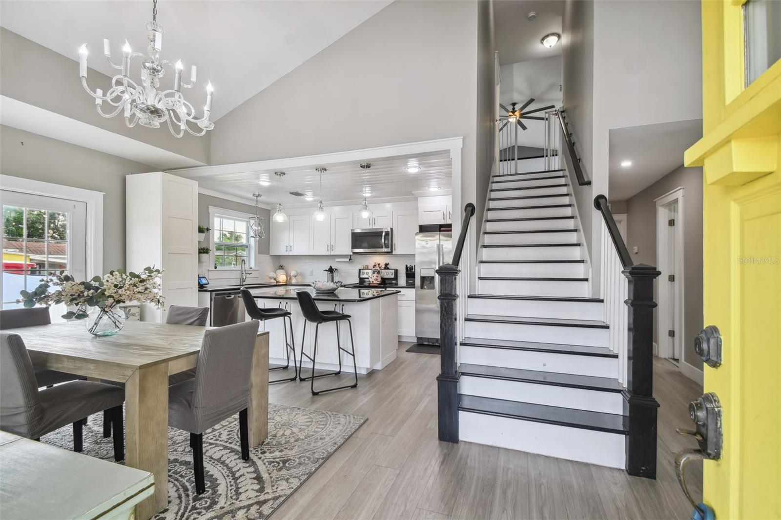 2704 W MAIN ST, TAMPA, FL, 33607