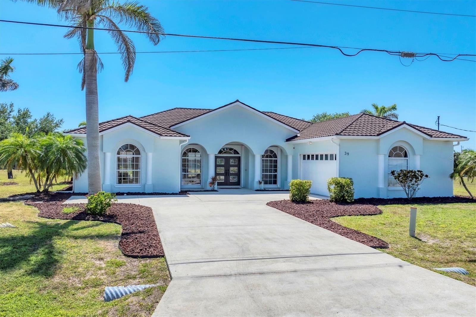 39 FAIRWAY RD, ROTONDA WEST, FL, 33947