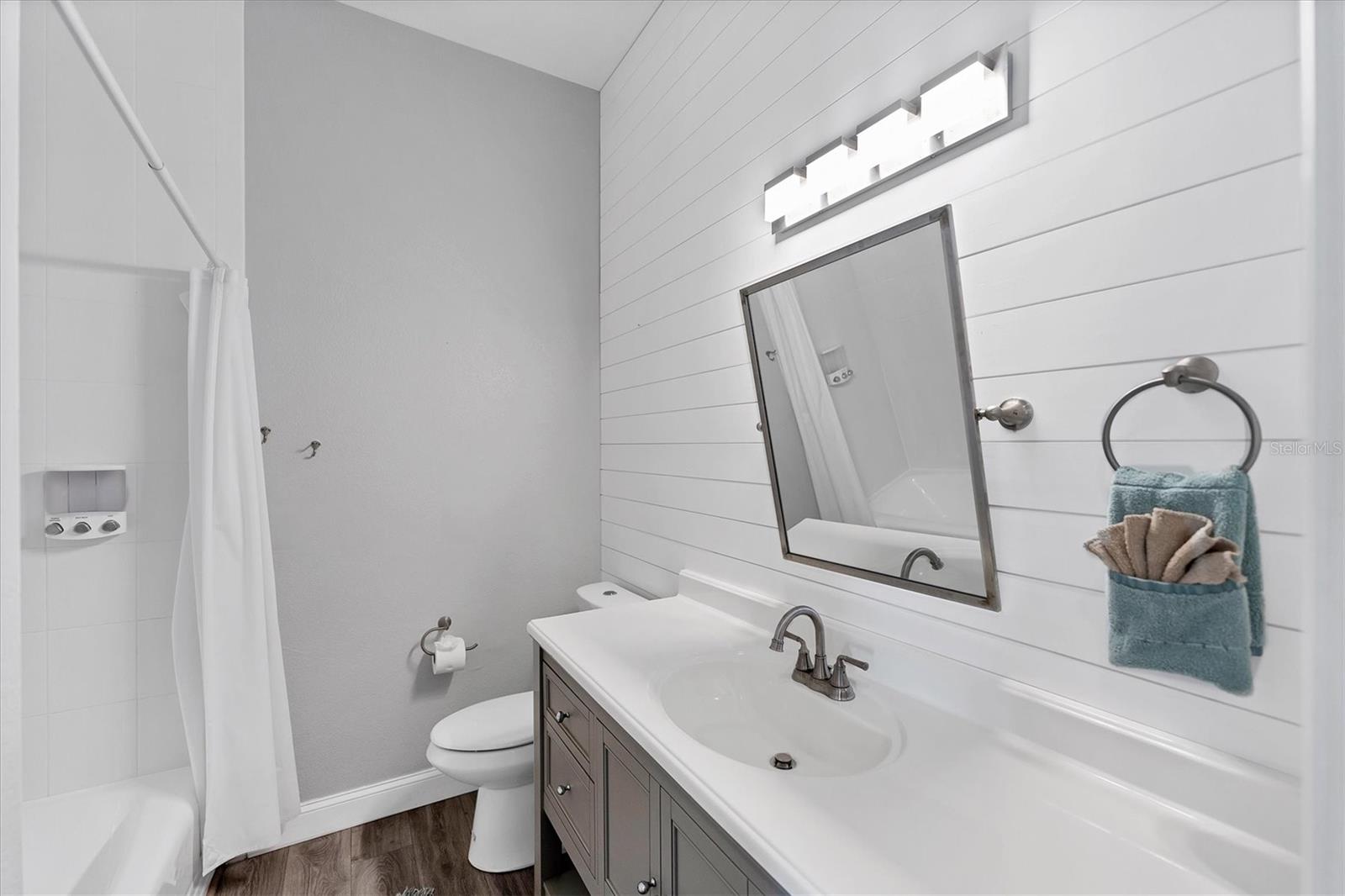 39 FAIRWAY RD, ROTONDA WEST, FL, 33947