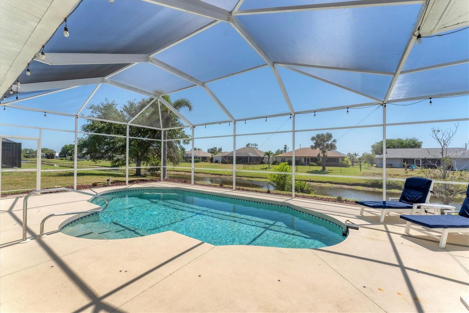 39 FAIRWAY RD, ROTONDA WEST, FL, 33947