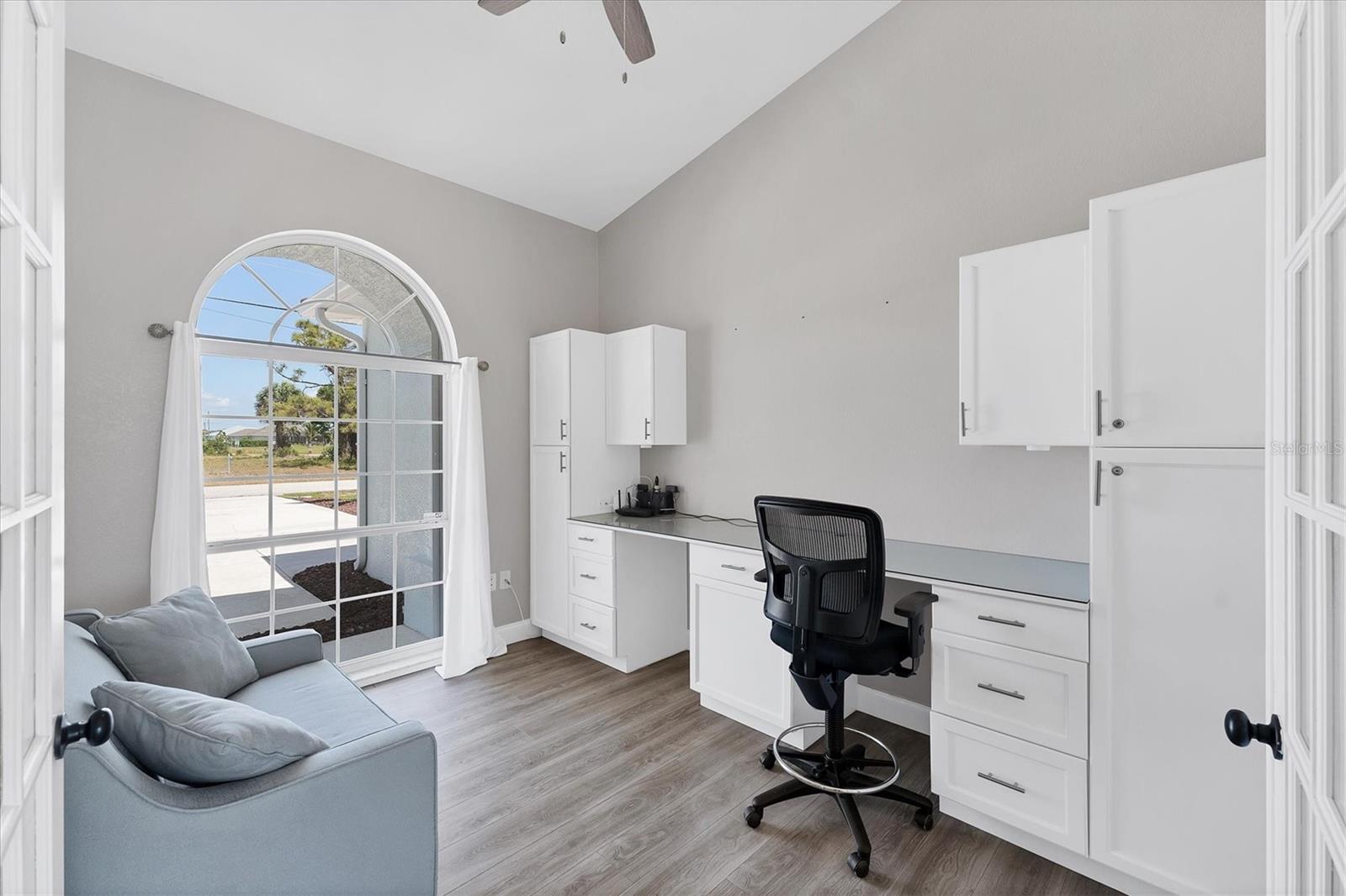 39 FAIRWAY RD, ROTONDA WEST, FL, 33947