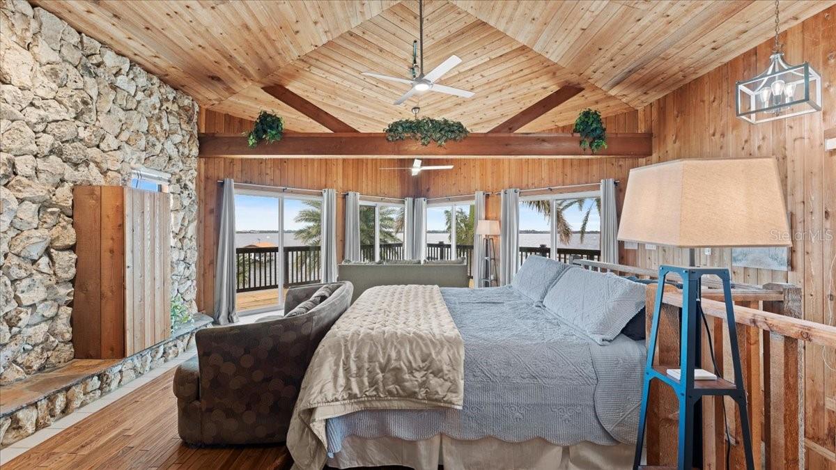 2120 N INDIAN RIVER DR N, COCOA, FL, 32922