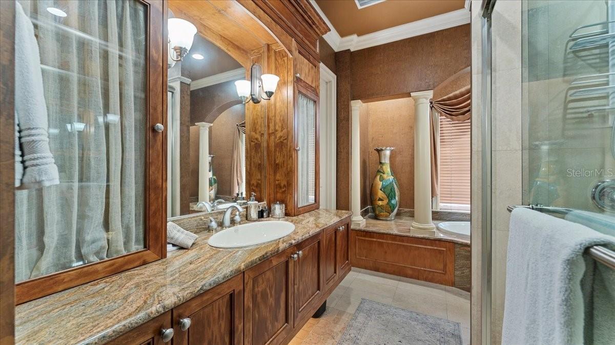 2120 N INDIAN RIVER DR N, COCOA, FL, 32922