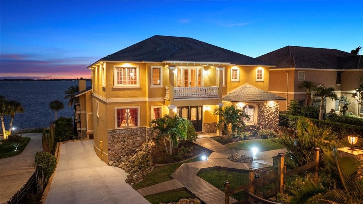 2120 N INDIAN RIVER DR N, COCOA, FL, 32922