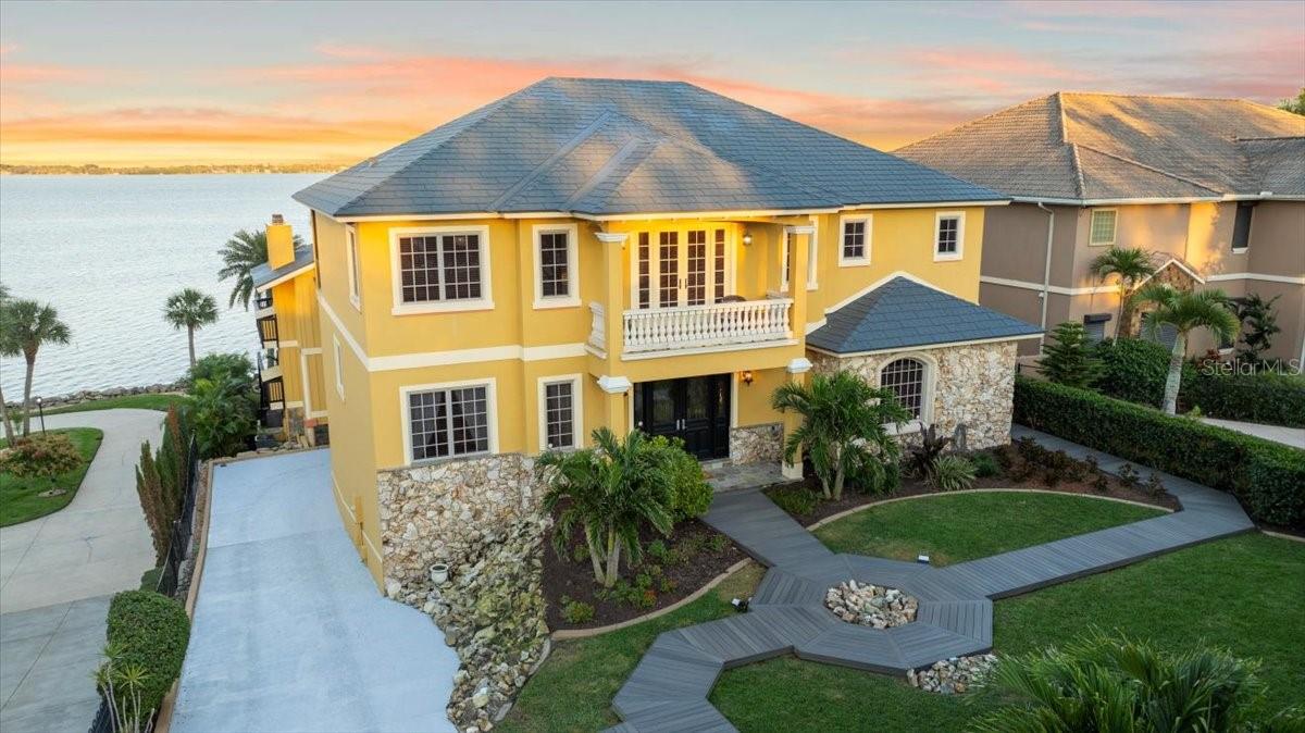 2120 N INDIAN RIVER DR N, COCOA, FL, 32922