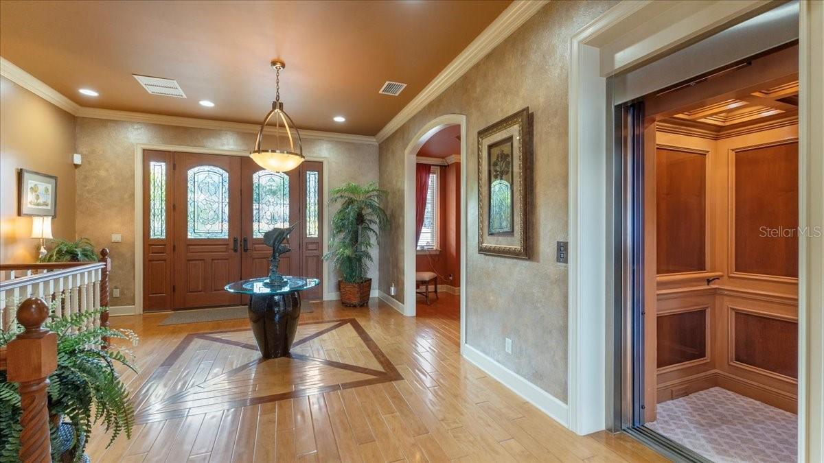 2120 N INDIAN RIVER DR N, COCOA, FL, 32922