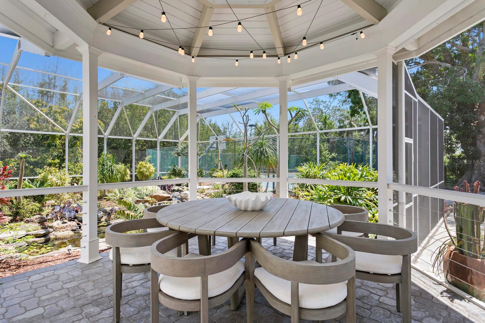 TB8374458 Property Photo