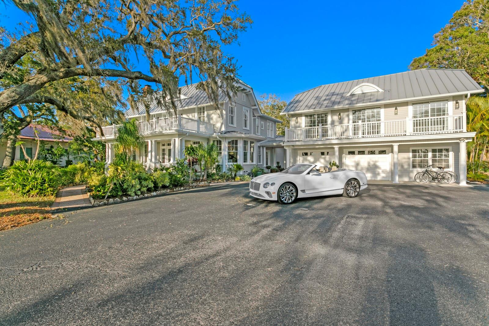 TB8374458 Property Photo