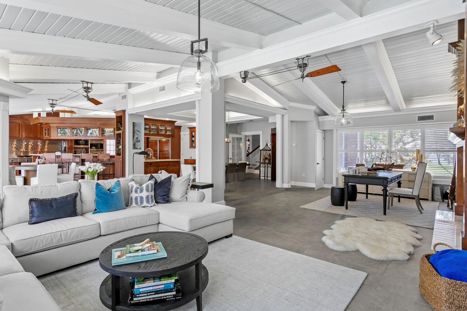 TB8374458 Property Photo