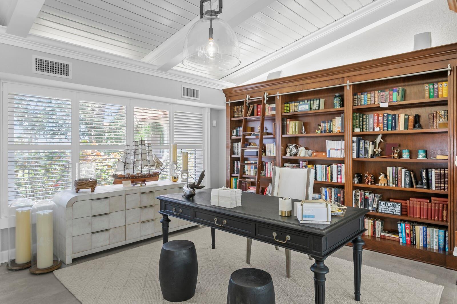 TB8374458 Property Photo