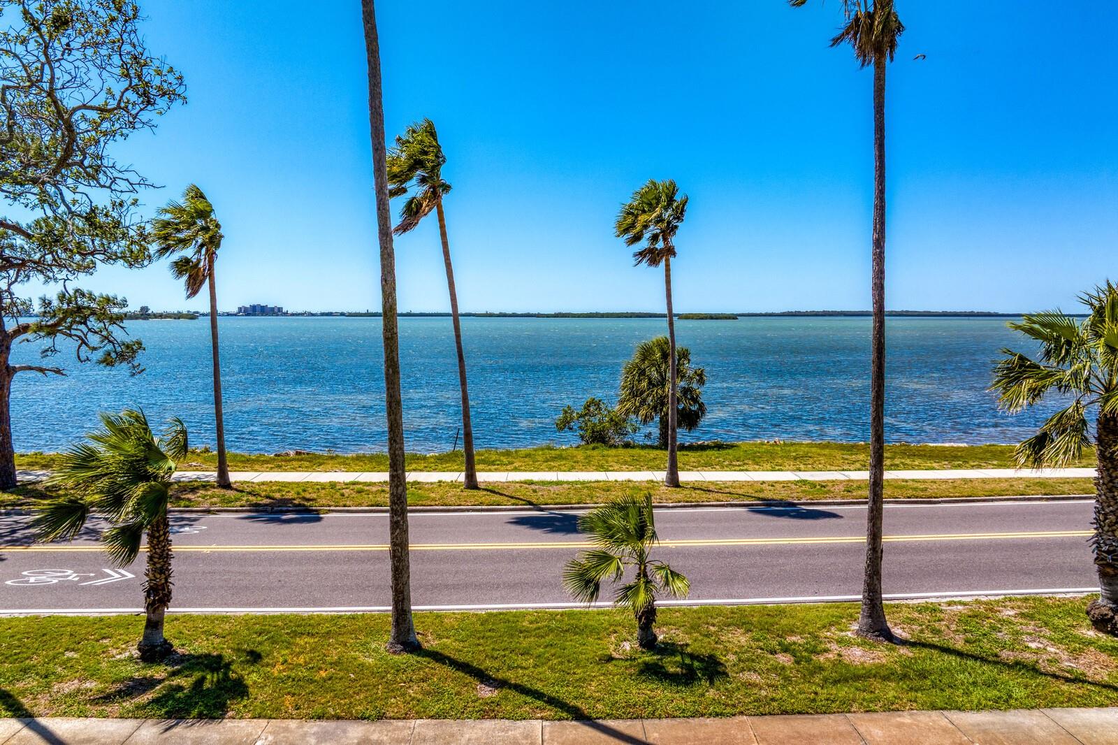 TB8374458 Property Photo