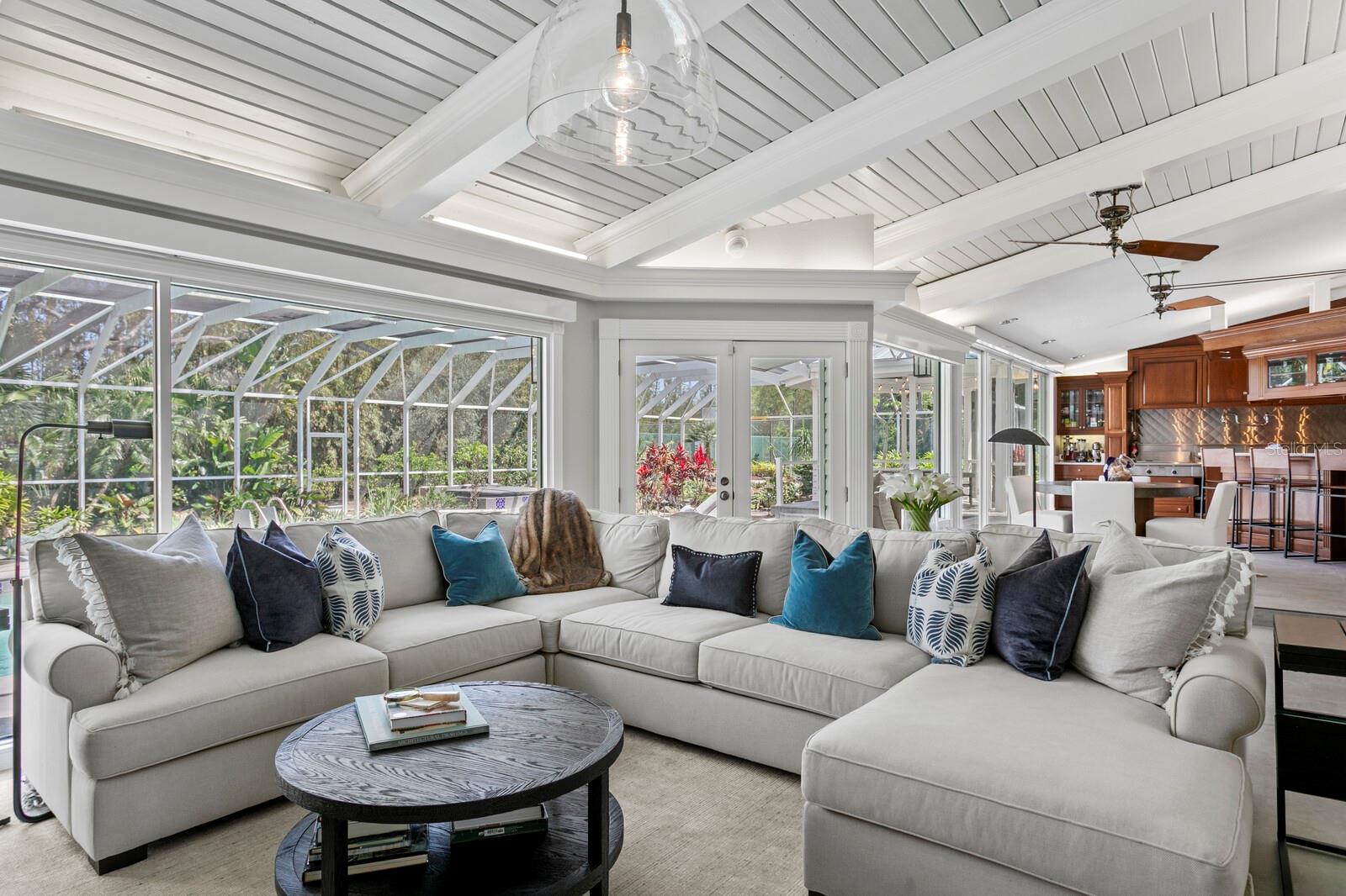 TB8374458 Property Photo