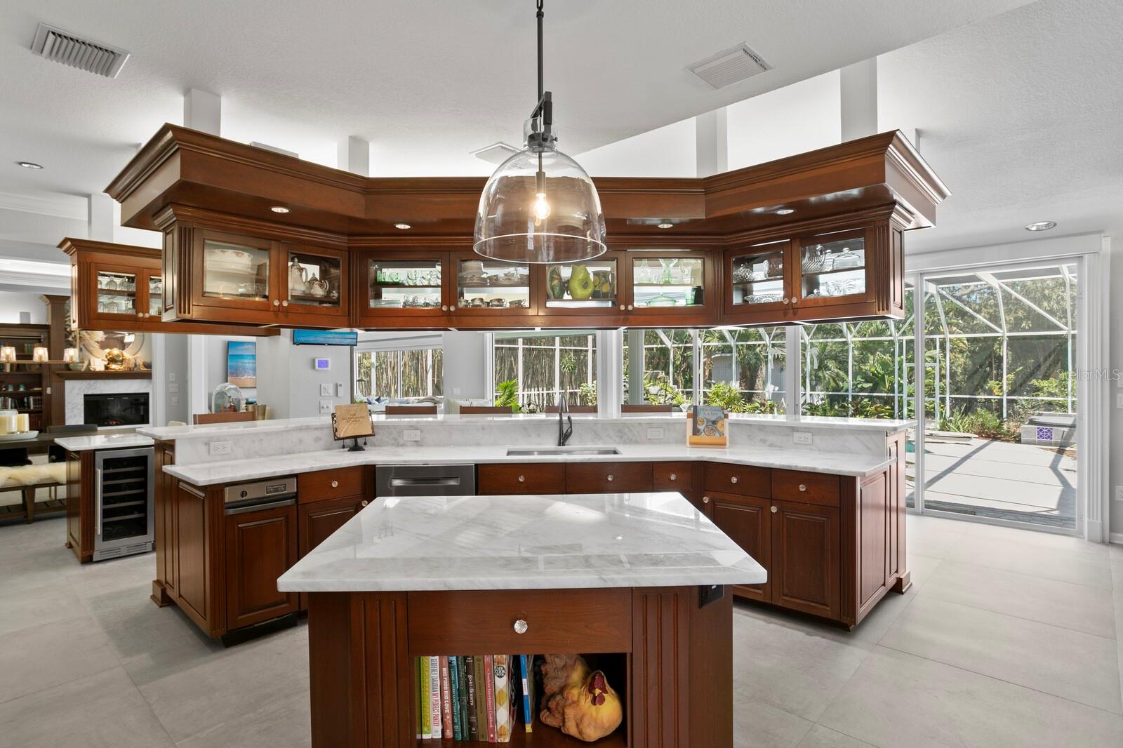 TB8374458 Property Photo