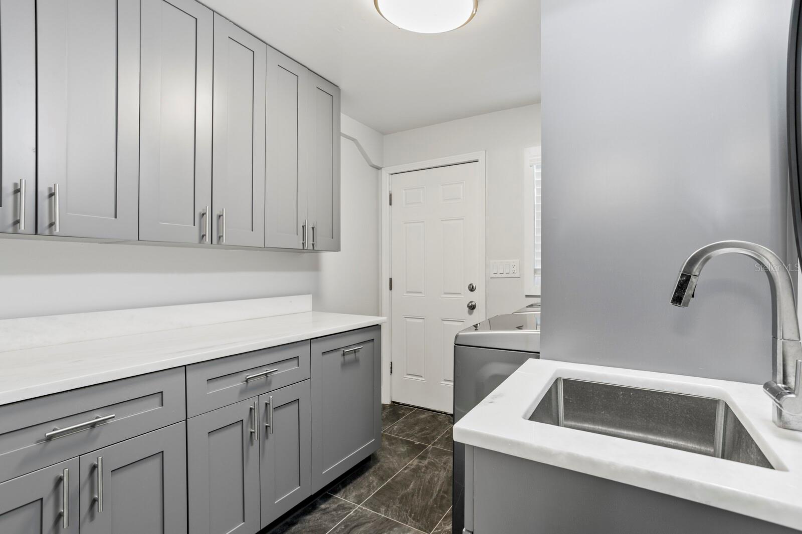 TB8374458 Property Photo