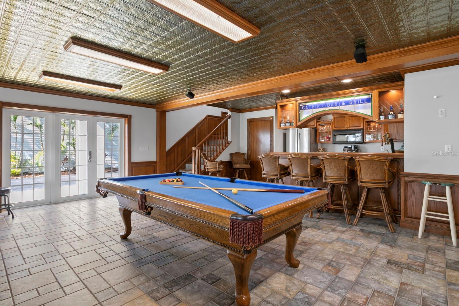 TB8374458 Property Photo