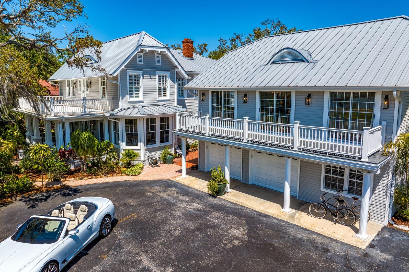 TB8374458 Property Photo