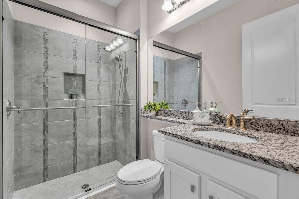 2165 HOLLOW FOREST CT, WESLEY CHAPEL, FL, 33543