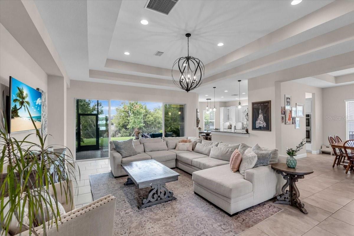 2165 HOLLOW FOREST CT, WESLEY CHAPEL, FL, 33543