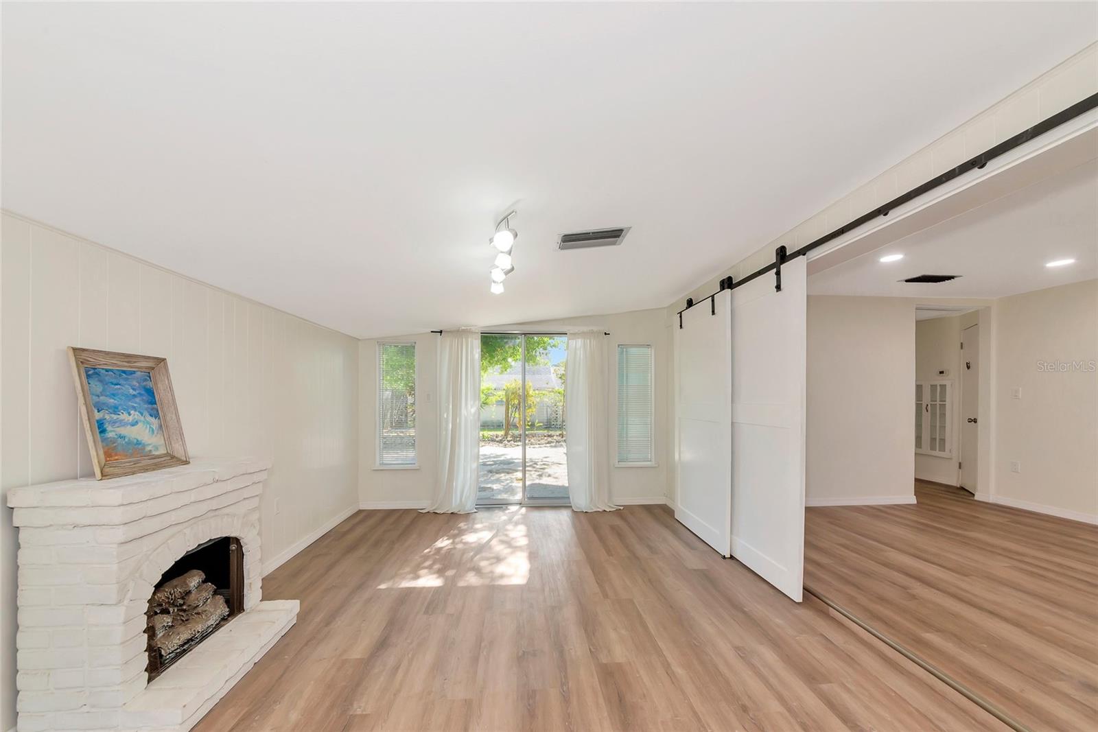 4105 ROCKEFELLER AVE, SARASOTA, FL, 34231